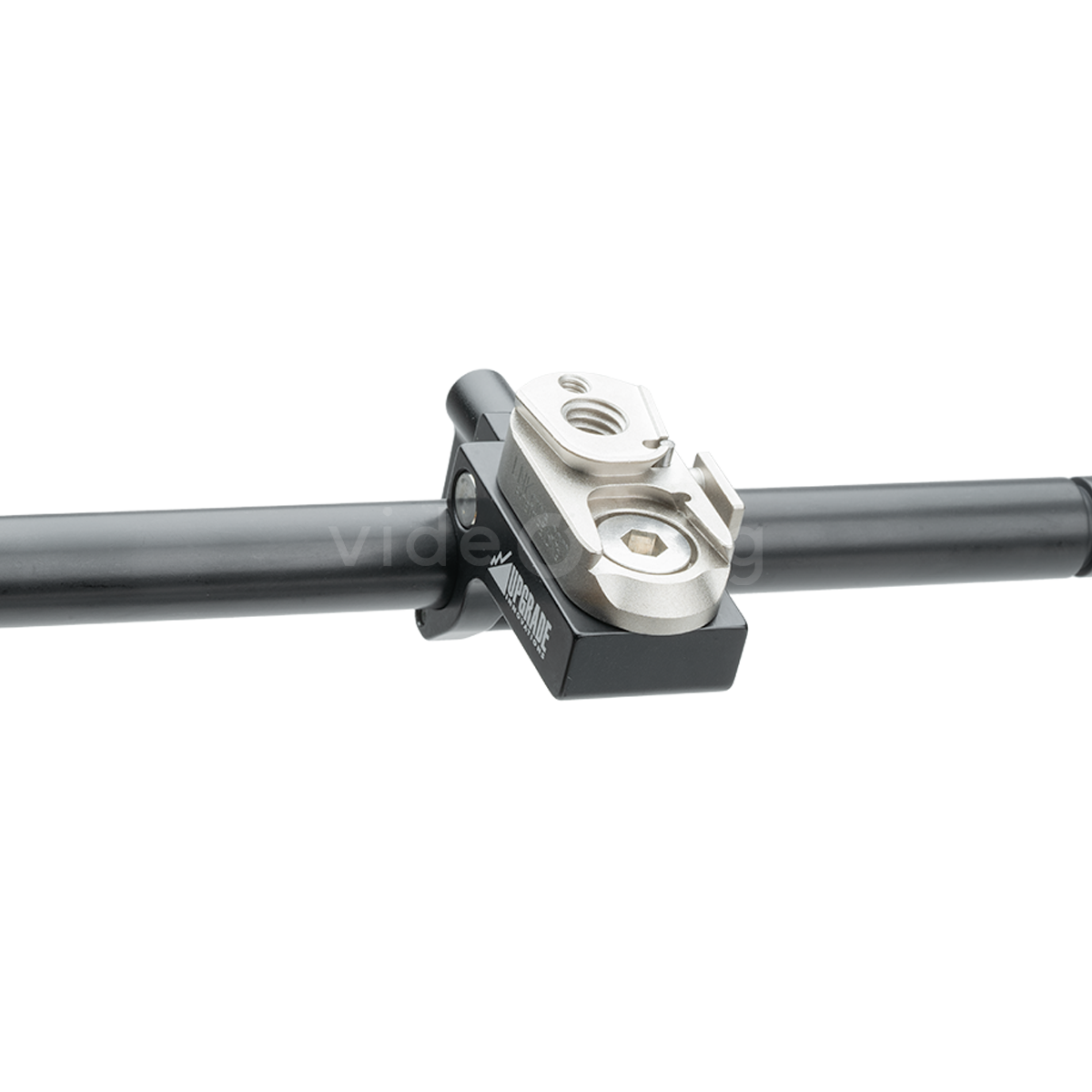 Flip Open 15mm Rod Clamp to SmallHD 1:4 & Arri 3:8 Pin-Loc_5